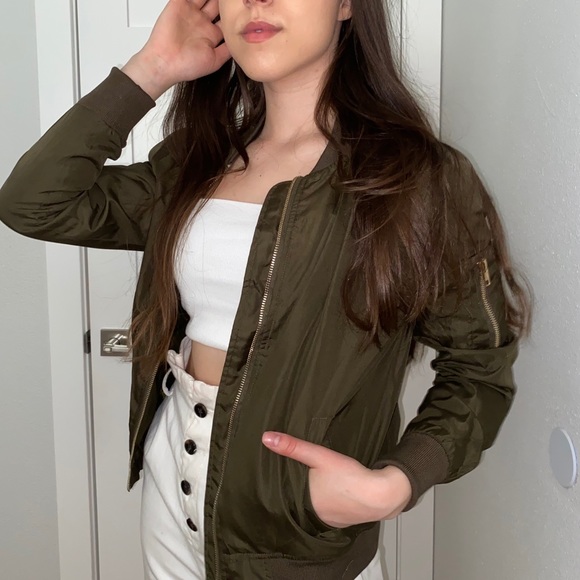 Bomber Jacket - Picture 4 of 4